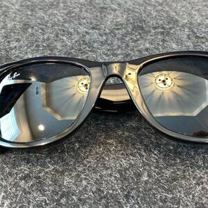 Ray-Ban Wayfarer RB 2140 Black Sunglasses